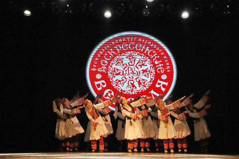 Состоялись конкурсные просмотры участников областного фестиваля народного танца "Воскресенские вензеля"