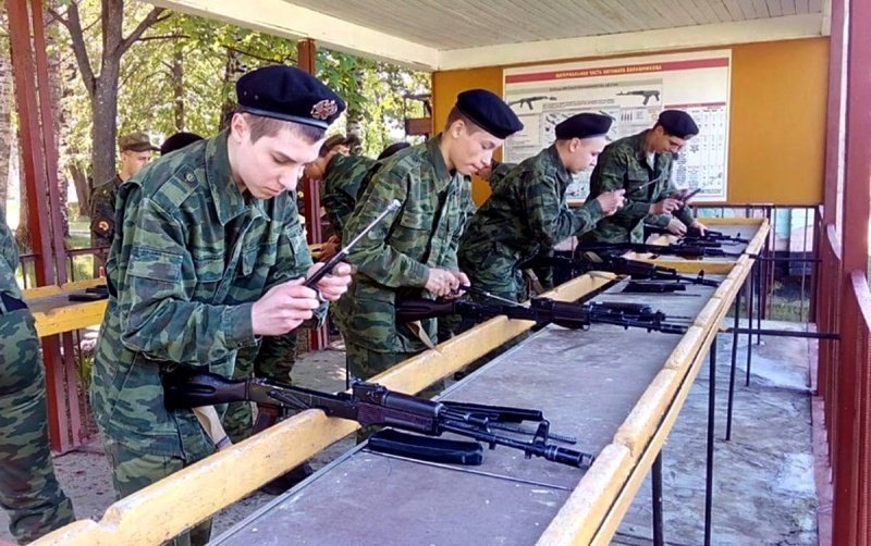 Соревнуются допризывники