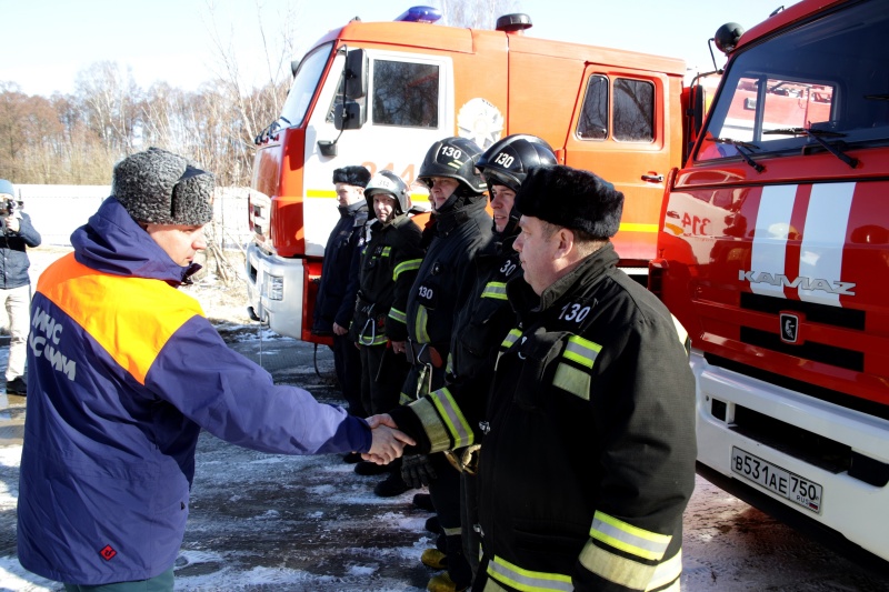 В Воскресенске провели смотр техники по ликвидации природных пожаров 