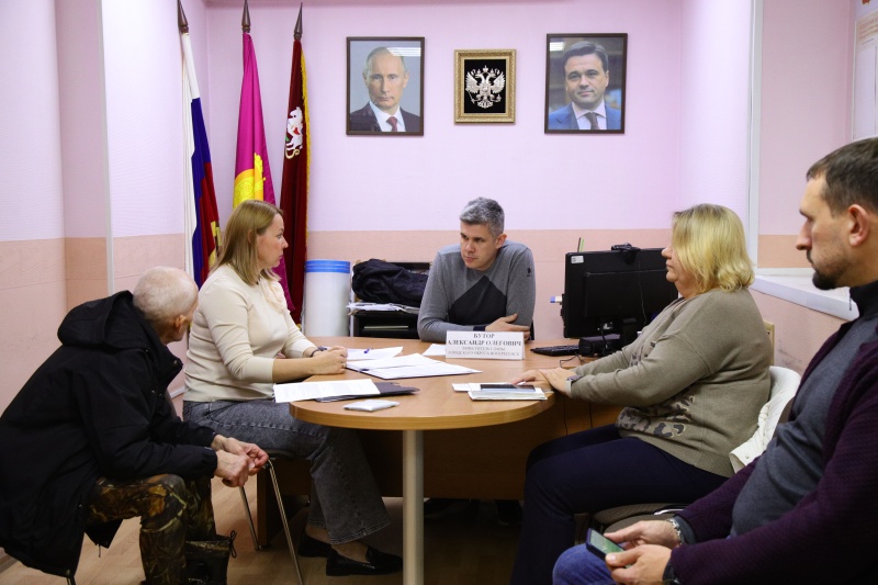 На приёме по вопросам ЖКХ 