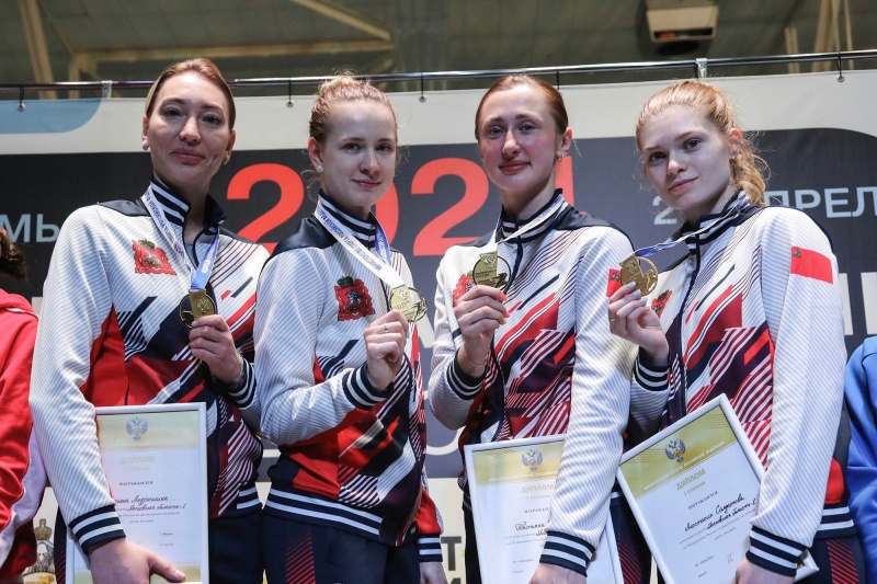 Воскресенская шпажистка в составе первой сборной команды Московской области стала чемпионкой России