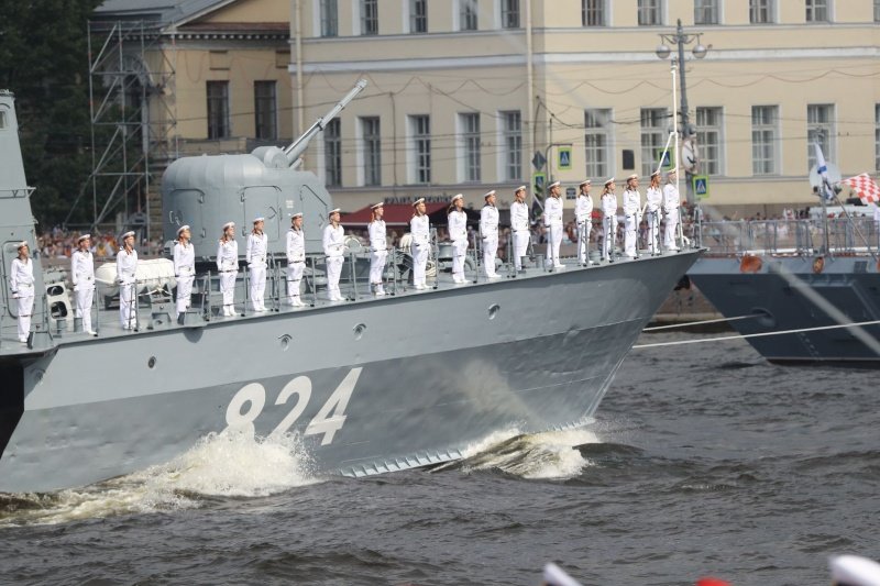 С Днём Военно-Морского Флота! 