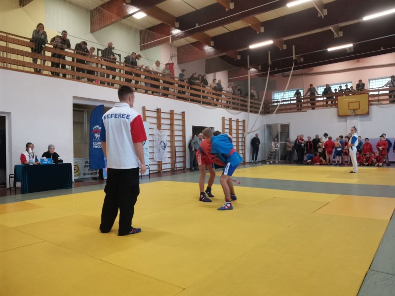 В Воскресенске прошло открытое первенство по самбо среди юношей