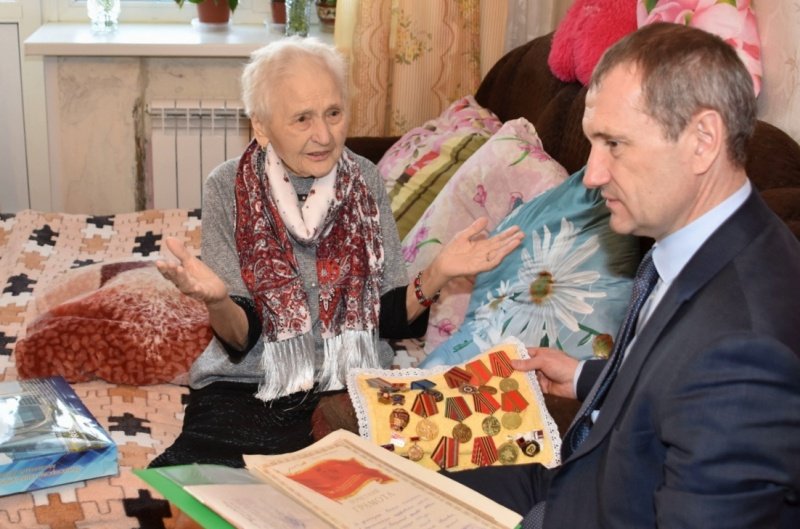 В 90-летний юбилей