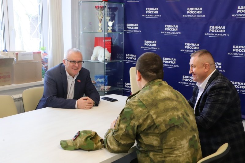 СВОих не бросаем: еще один воскресенец уходит добровольцем «за ленточку» 