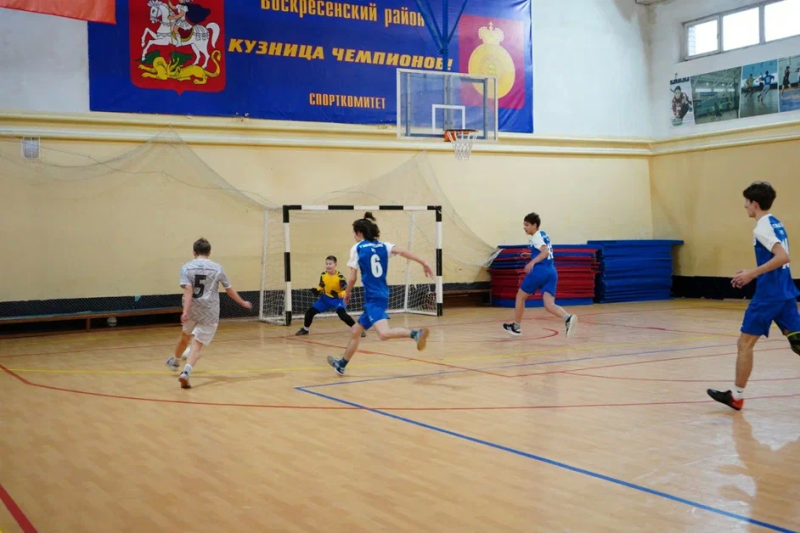 Продолжается борьба за выход в региональный этап Единой школьной лиги Московской области