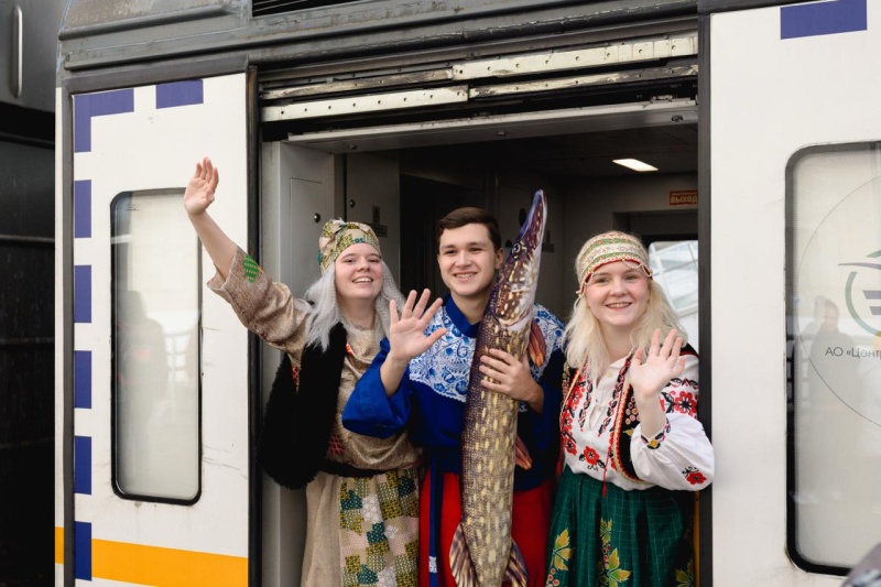 Пассажиры ЦППК отправятся в сказочное путешествие к Бабе Яге