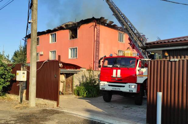 В результате пожара в частном жилом доме в д. Малое Видное Ленинского городского округа  погибли трое детей
