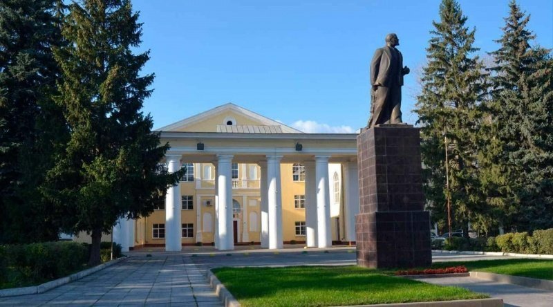 Воскресенцы приняли участие в опросе по благоустройству территории ДК "Цементник"