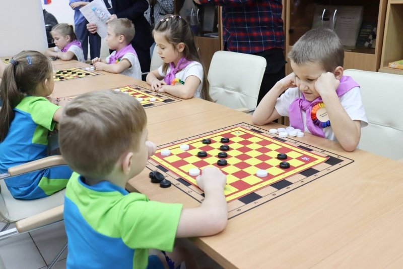 В Московской области популяризируется игра в шашки