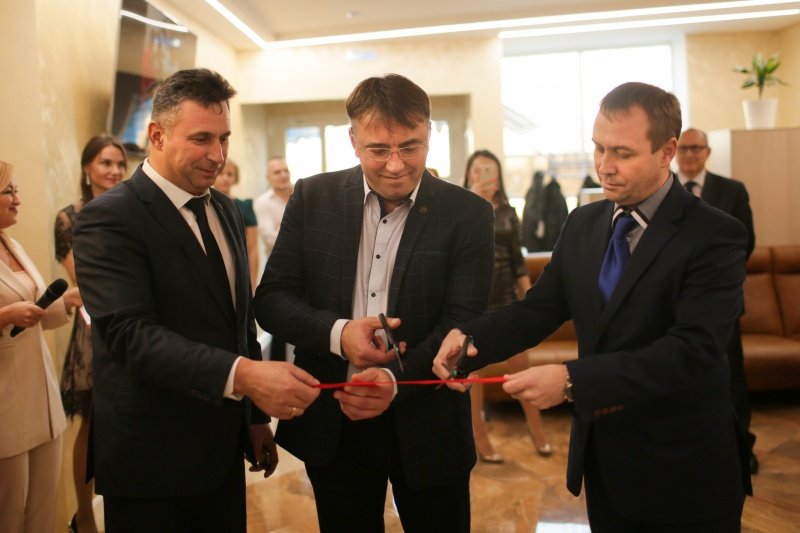 Клиника «Зубр» теперь открыта в новом здании 