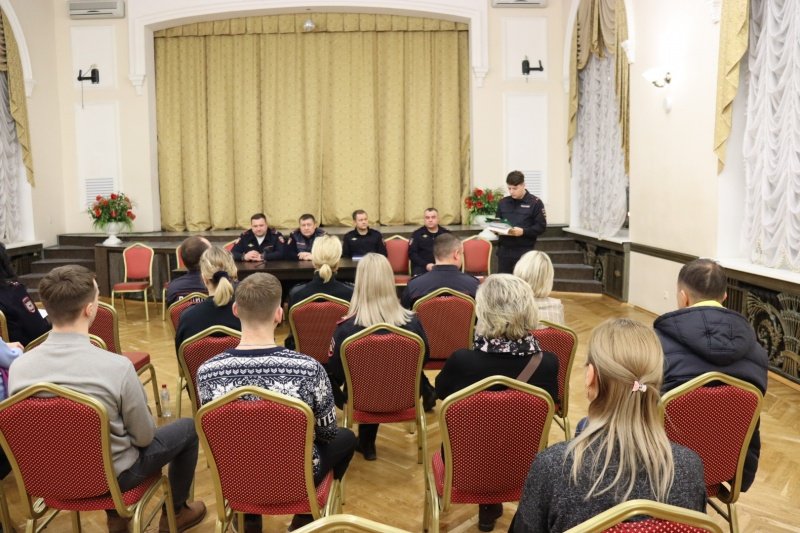 Участковые уполномоченные полиции г.о. Воскресенск отчитались перед населением о проделанной работе за 2-е полугодие 2022 года