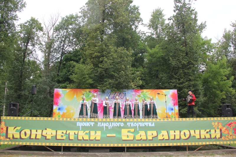 В Воскресенске реализуется музыкальный проект народного творчества «Конфетки-бараночки»
