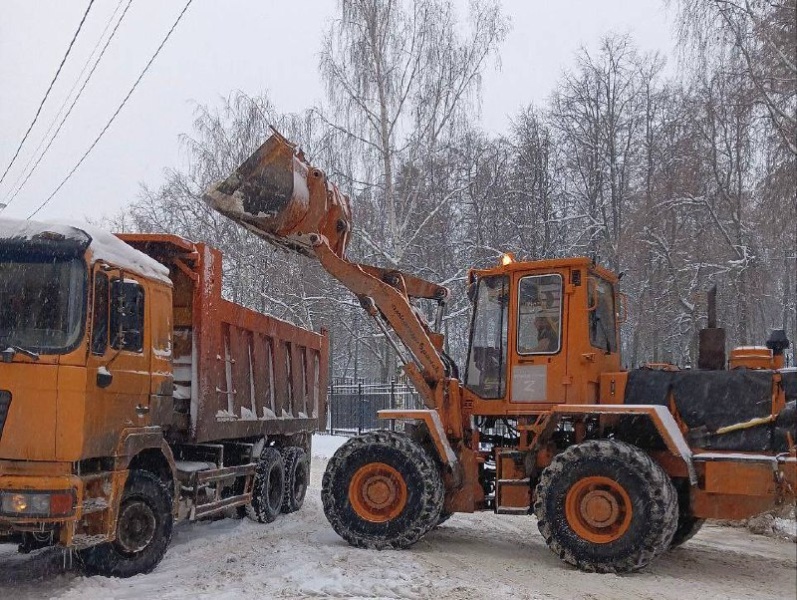 Коммунальные и дорожные службы округа в период непогоды работают по утверждённому плану