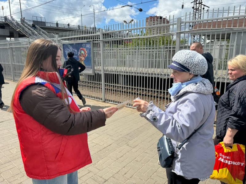 Жителям Воскресенска напомнили о безопасности на железной дороге