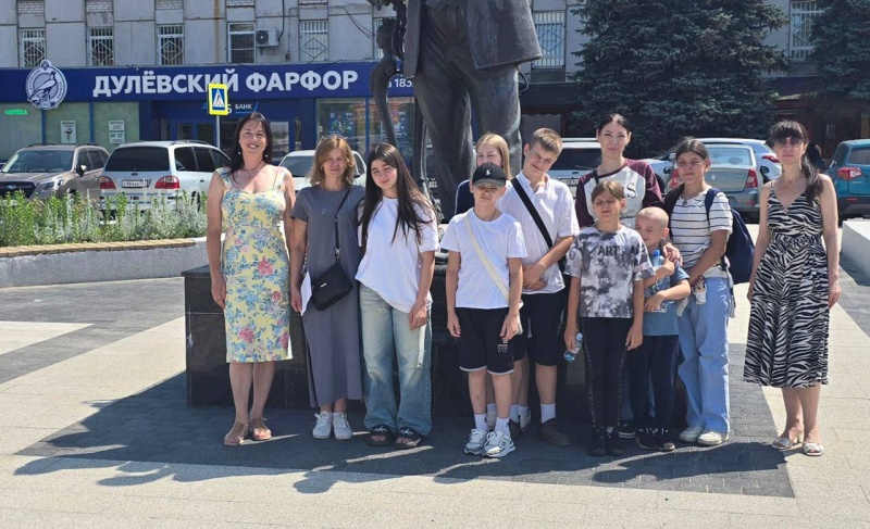 Многодетные семьи участников СВО Воскресенска посетили музейный комплекс "Мир исторической реконструкции"