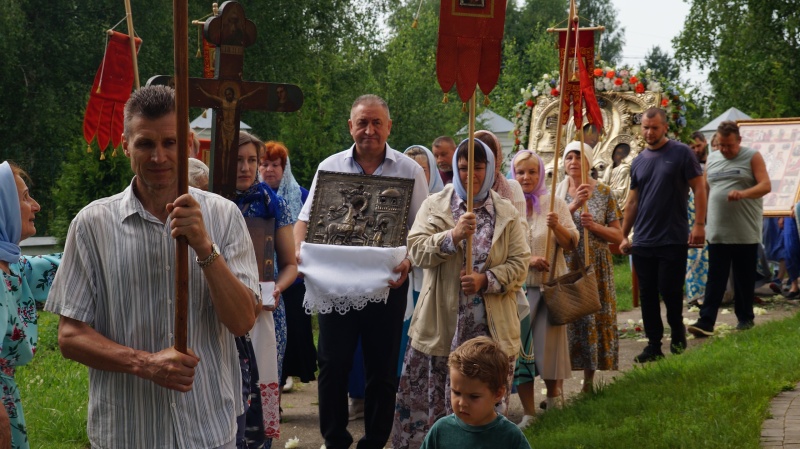 Жители посёлка в городском округе Воскресенск отметили престольный праздник 
