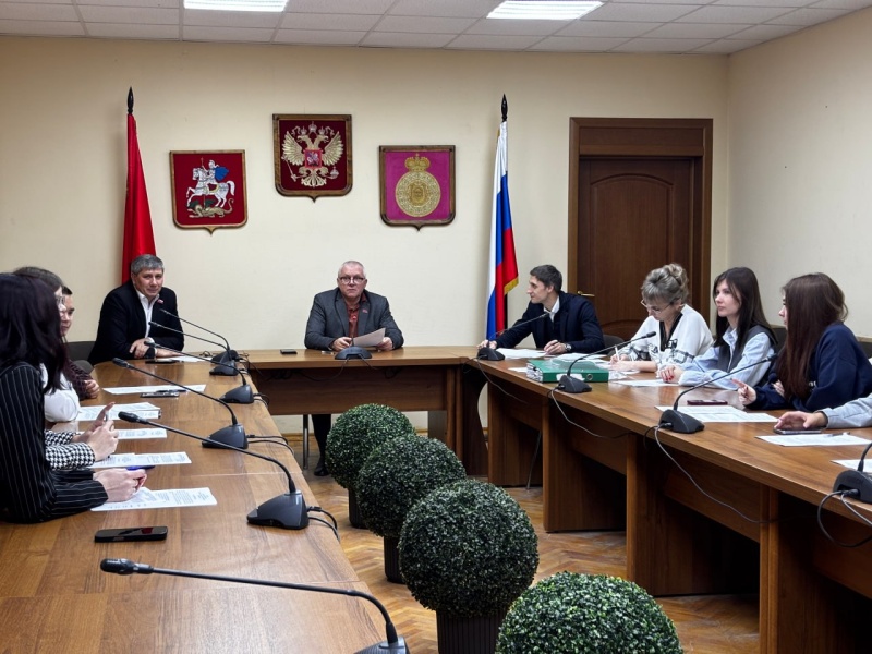 В Воскресенске прошло первое заседание Молодежного парламента