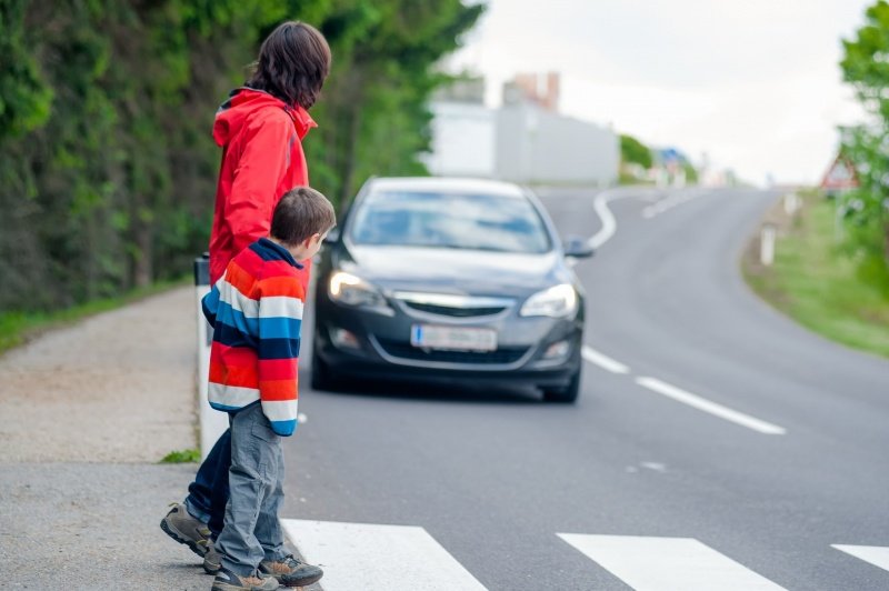 Безопасность на дорогах в майские праздники. Как избежать аварии?