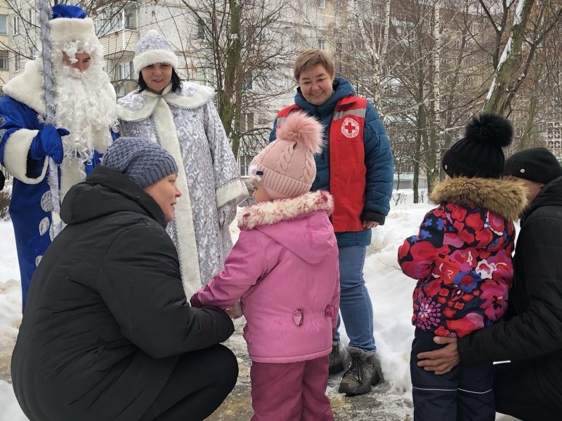 Полицейские г.о. Воскресенск и общественники присоединились к акции «Полицейский Дед Мороз»