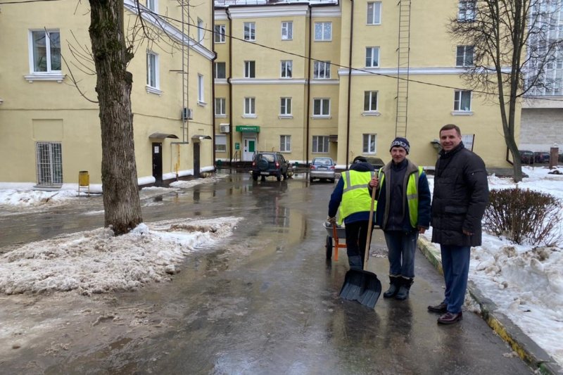 Евгений Аксаков проверил работу по уборке снега в Воскресенске