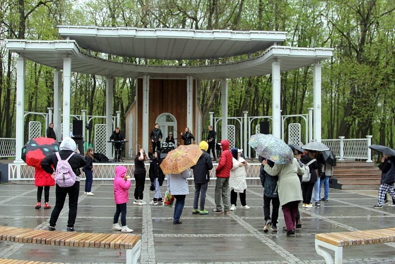 Парк Воскресенск. Парк Воскресенское новая Москва. Музыкальные парки. Музыкальный сквер.